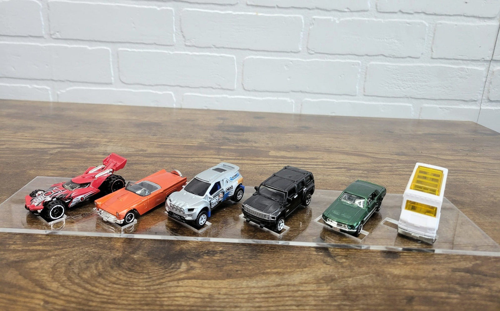 Acrylic Display Base for Diecast 1:64 Collectible Cars